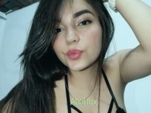 Abril_fox