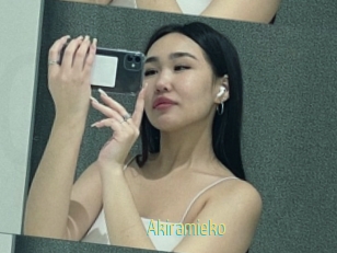 Akiramieko