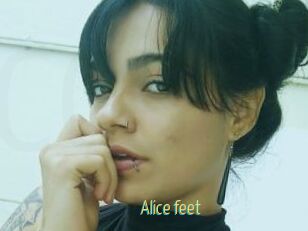 Alice_feet