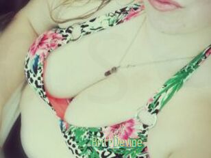 Britt_Devine