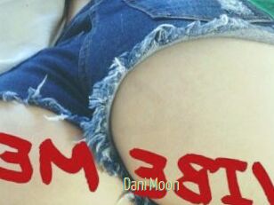 Dani_Moon