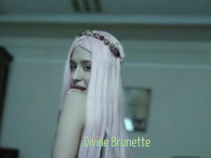 Divine_Brunette