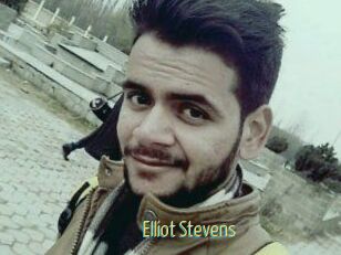 Elliot_Stevens