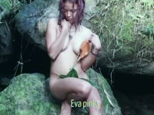 Eva_pinky