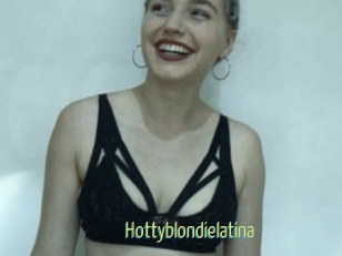 Hottyblondielatina