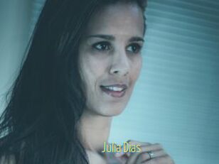 Julia_Dias