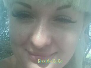 Kiss_Me_XoXo