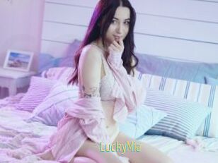 LuckyMia