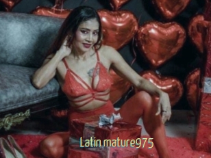 Latin_mature975