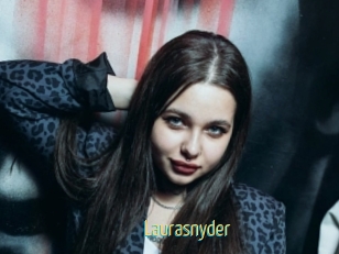 Laurasnyder