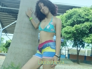 Lauravanessa