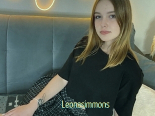 Leonasimmons