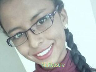 Mia_Pleasure