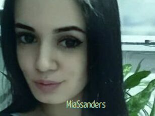 MiaSsanders