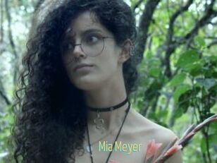 Mia_Meyer