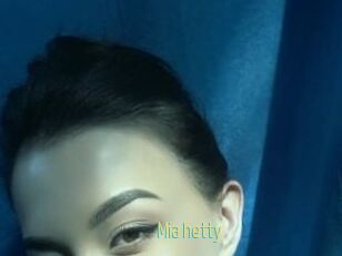 Mia_hetty