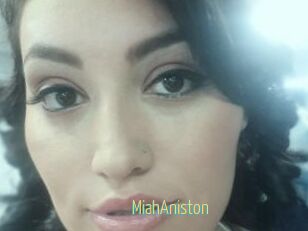 MiahAniston