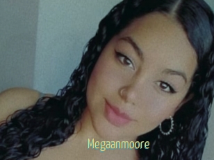 Megaanmoore