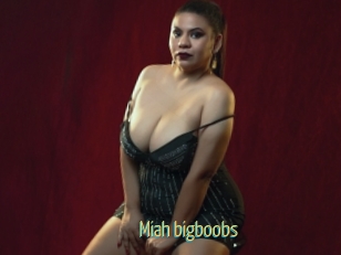 Miah_bigboobs