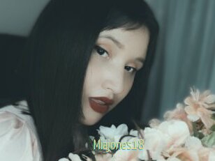 Miajones18