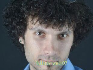NoUnderwear07