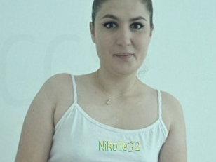 Nikolle32