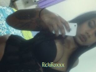 RickiRoxxx