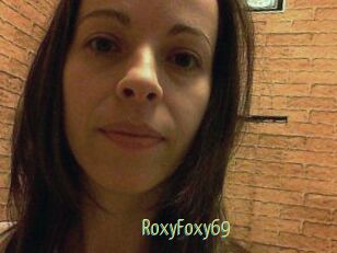 RoxyFoxy_69