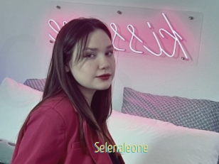 Selenaleone