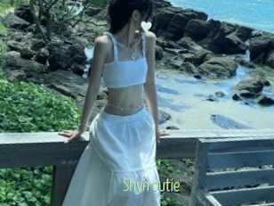 Shyn_cutie