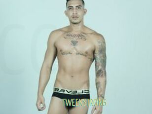 TWEEKSTRONG