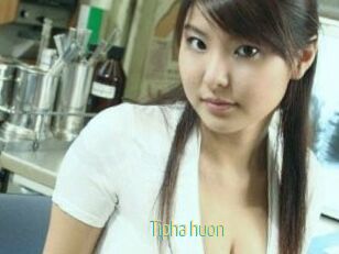 Tipha_huon
