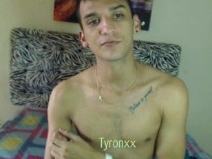 Tyronxx