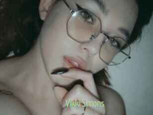 Vikki_Simons