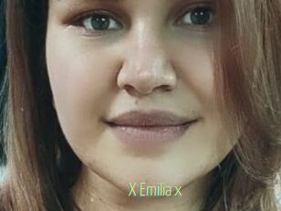 X_Emilia_x