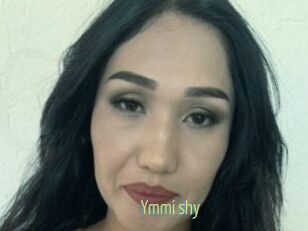 Ymmi_shy