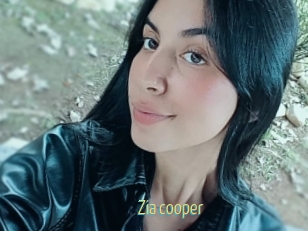 Zia_cooper